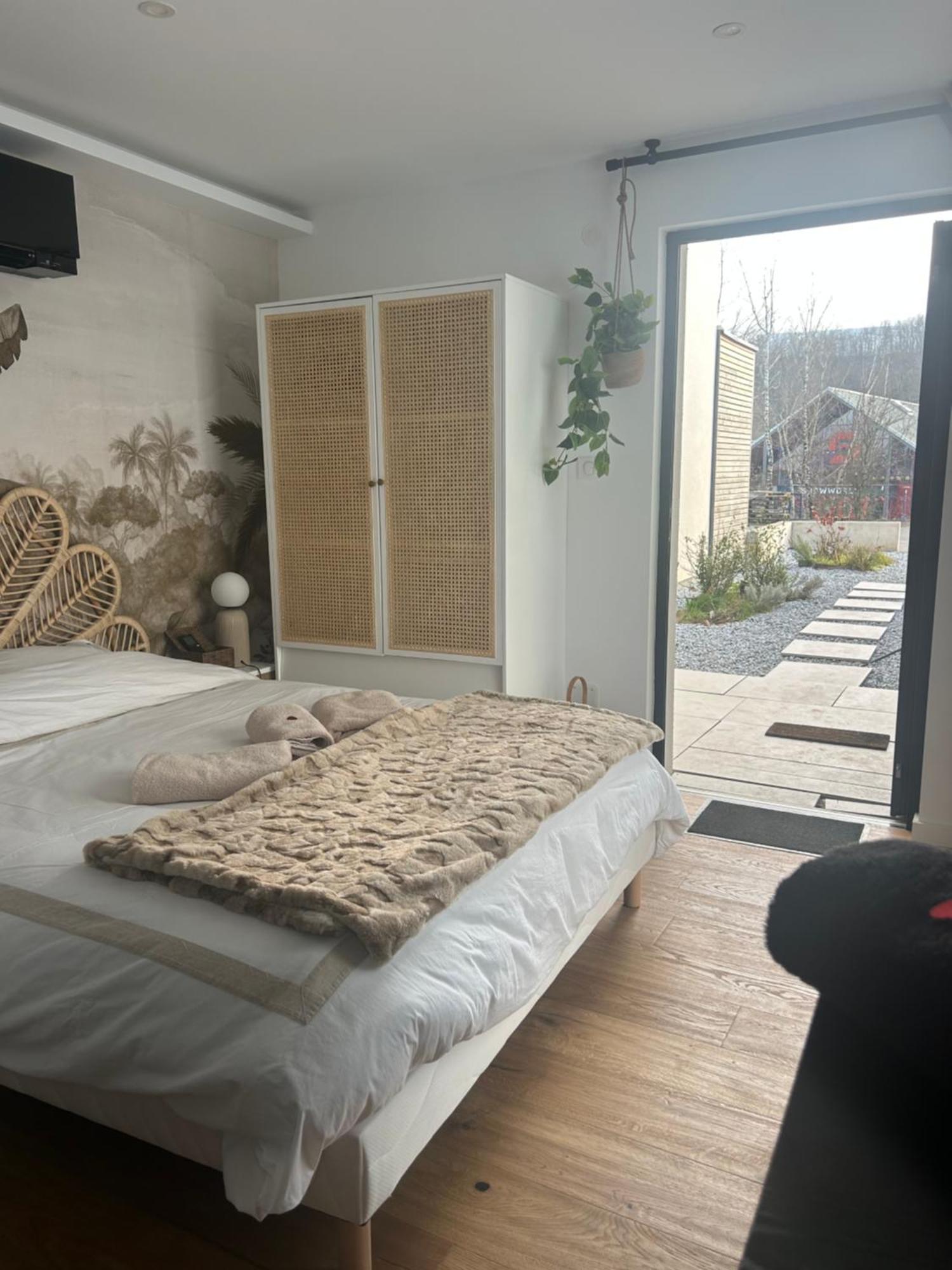 Studio Prestige Avec Terrasse Le Chene Dore Au Coeur Du Centre Touristique Cite Des Loisirs 200 M Du Galaxie,Face Au Snowworld Parking Gratuit Privatif Амневиль Экстерьер фото